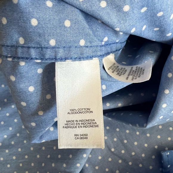 Gap Button Down - Picture 3 of 3